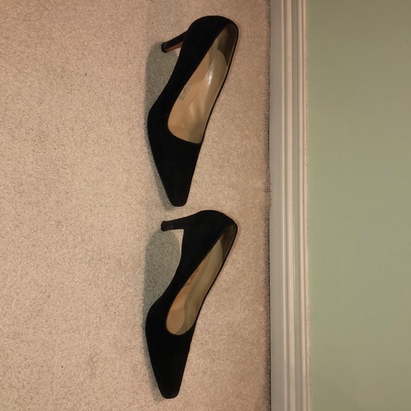 SALVATORE FERRAGAMO HEELS - Picture 4 of 8